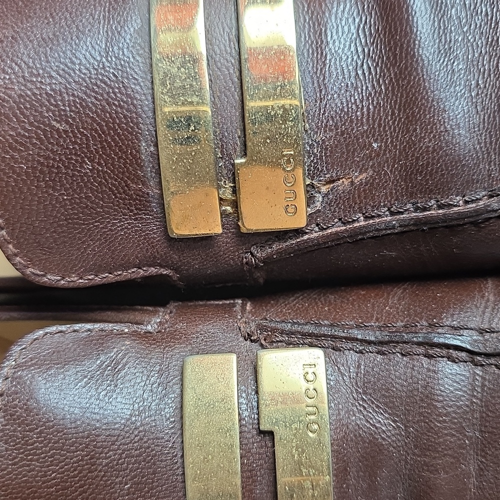 Gucci Unisex Dark Brown Leather Loafers with Gold Accent - Picture 2 of 11